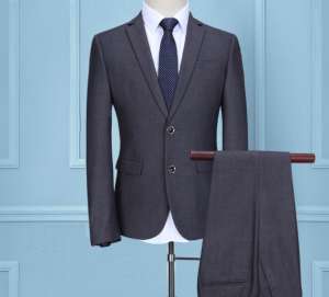 定制女銷售員工作服，成本受哪些因素影響，如何合理規劃預算？